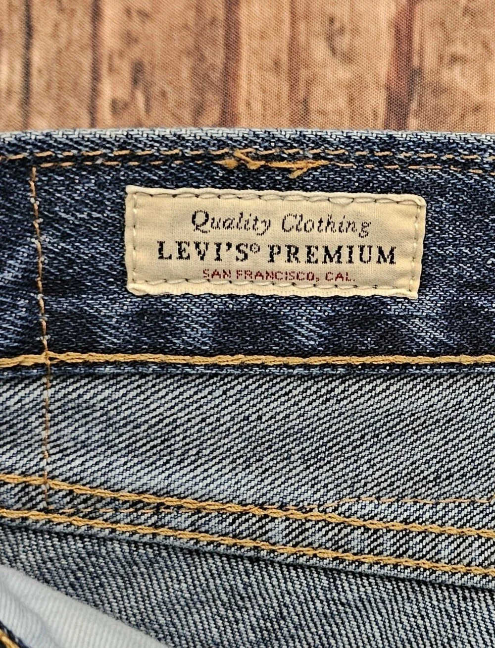 Levi’s 501 Original Fit Straight Leg Jeans Button Fly Men’s Size 52x32 NWT